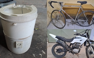 Robo y persecución: una ladrón fue detenido mientras se ocultaba bajo una cama