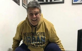 Luis Ventura confesó por qué duerme con las cenizas de sus padres y perros