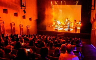 En su 10ª temporada, el Teatro del Bicentenario lanza convocatoria para la Sala Auditórium 2026