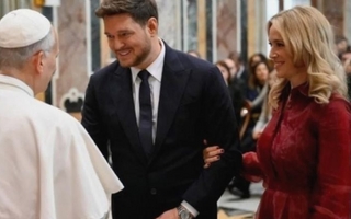 Bublé y Lopilato, encuentro emotivo con el Papa León XIV en el Vaticano
