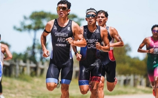 Actuación histórica de Thomas Castañeda en Uruguay