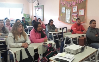 La reforma educativa crea "consejos de padres" con voz en la dirección de escuelas estatales