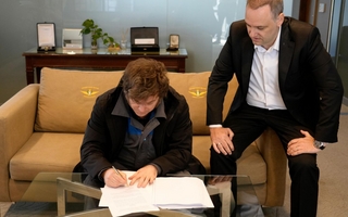 Reforma laboral: el Gobierno envió al Congreso el proyecto con cambios en vacaciones, despidos y jornada