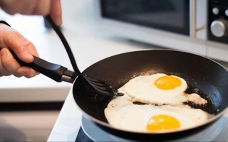 El truco que revoluciona al huevo frito sin usar aceite
