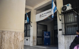 La joven que torturó a su madre deberá pagar $40 mil para evitar la cárcel