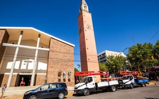 Comenzó la decoración navideña en el Campanil con nueva iluminación LED