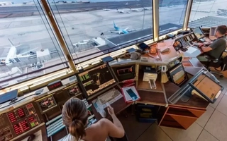 Paro de controladores aéreos afectará vuelos nacionales e internacionales en las fiestas