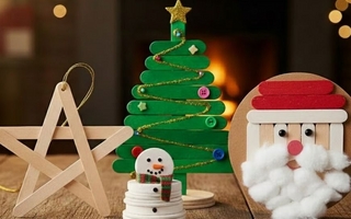Cómo reciclar palitos de helado y darle un toque creativo al árbol de Navidad