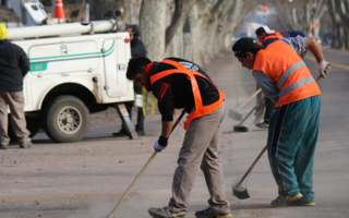 San Juan confirma el bono de $120.000 y lo extiende también a los trabajadores contratados