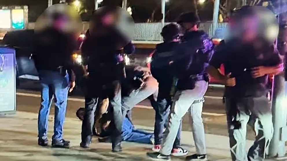 Arrestaron al hijo del director Rob Reiner tras asesinar a sus padres