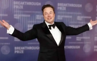 Elon Musk llega a 600.000 millones de dólares