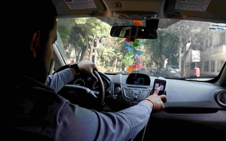 A punta de pistola: una banda le robó $1.3 millones a un conductor de Uber en Chimbas