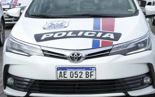 Investigan el robo de alhajas de oro y plata en un departamento