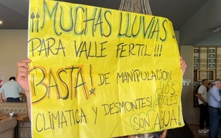 Tras la protesta, Ambiente habló de los vuelos en Valle Fértil