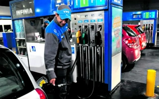 Horario especial en estaciones de servicio por Navidad y Año Nuevo