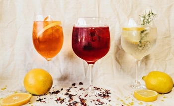 Dos cócteles con vino que se preparan en un minuto, fáciles y económicos