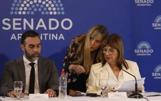 Bullrich confirmó que esta tarde habrá dictamen de la reforma laboral en el Senado