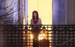 Cristina Fernández de Kirchner deberá continuar usando tobillera electrónica