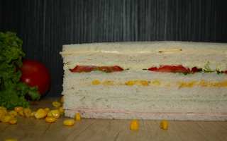 Sándwiches de miga renovados: la receta ideal para Navidad 2025