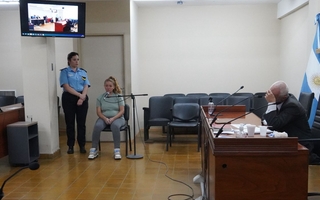 Una madre que "defendió" a cuchillazos a sus hijos en una gresca, en libertad mientras es investigada