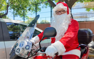 Papá Noel en moto: la caravana solidaria que regaló juguetes a niños 