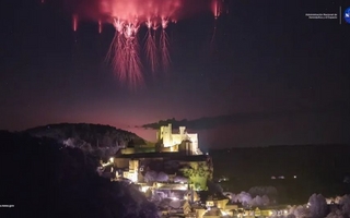 Duendes rojos en el cielo: qué son y cómo capturarlos, según la NASA