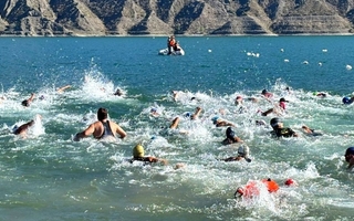 Desafío del Agua: 150 nadadores competirán en el dique Punta Negra
