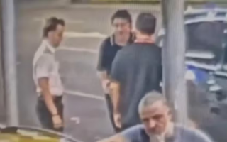 Tensión: Faroni descartó un teléfono celular cuando fue interceptado por la Policía