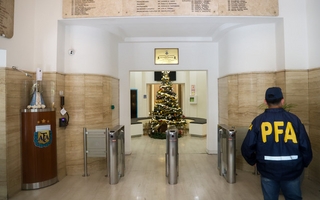 Descubren contrato de la AFA que otorgaba exclusividad y comisiones del 30% a firma de Faroni