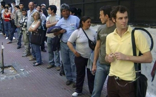 Indec reporta pérdida de casi 60 mil empleos públicos en dos años de gestión de Javier Milei