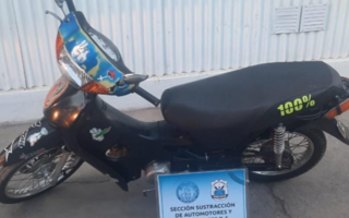 La policía incauta una moto con motor adulterado e investigan su origen